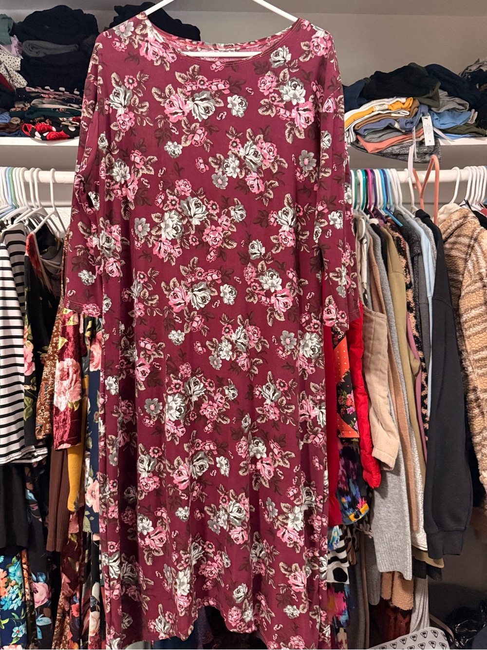 Floral Scoop Neck Midi Dress - Burgundy Pink